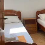 Dema Πανσιόν Εξαμίλιο