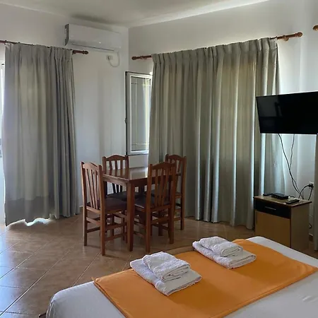 Dema Guest house 3*